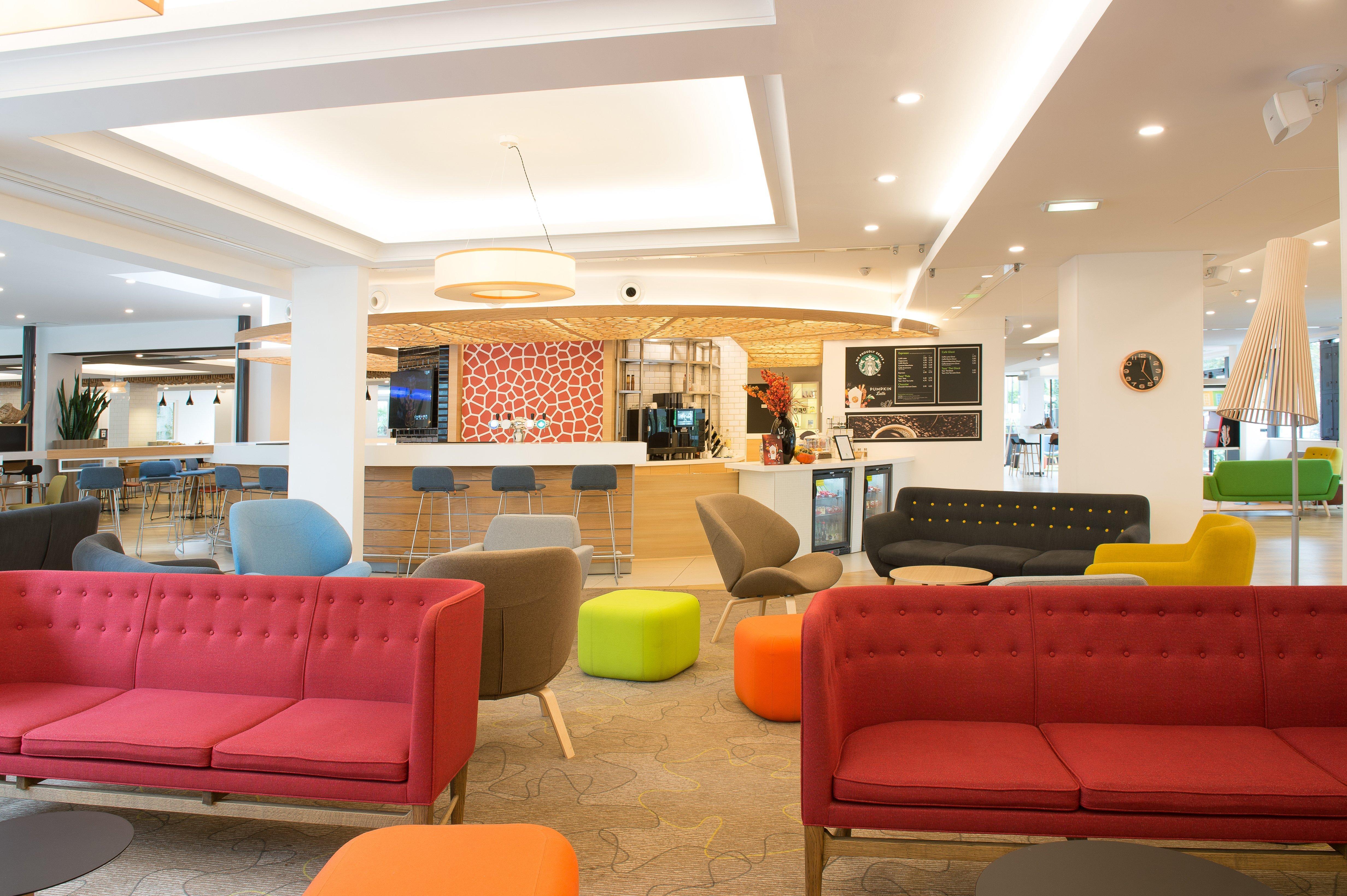 Готель Doubletree By Hilton Paris Bougival Екстер'єр фото