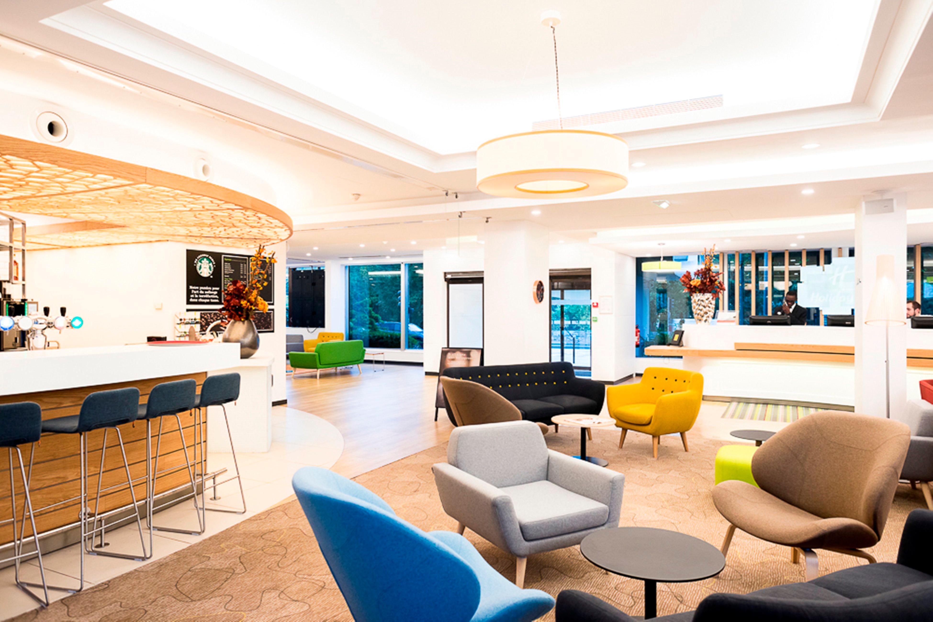 Готель Doubletree By Hilton Paris Bougival Екстер'єр фото