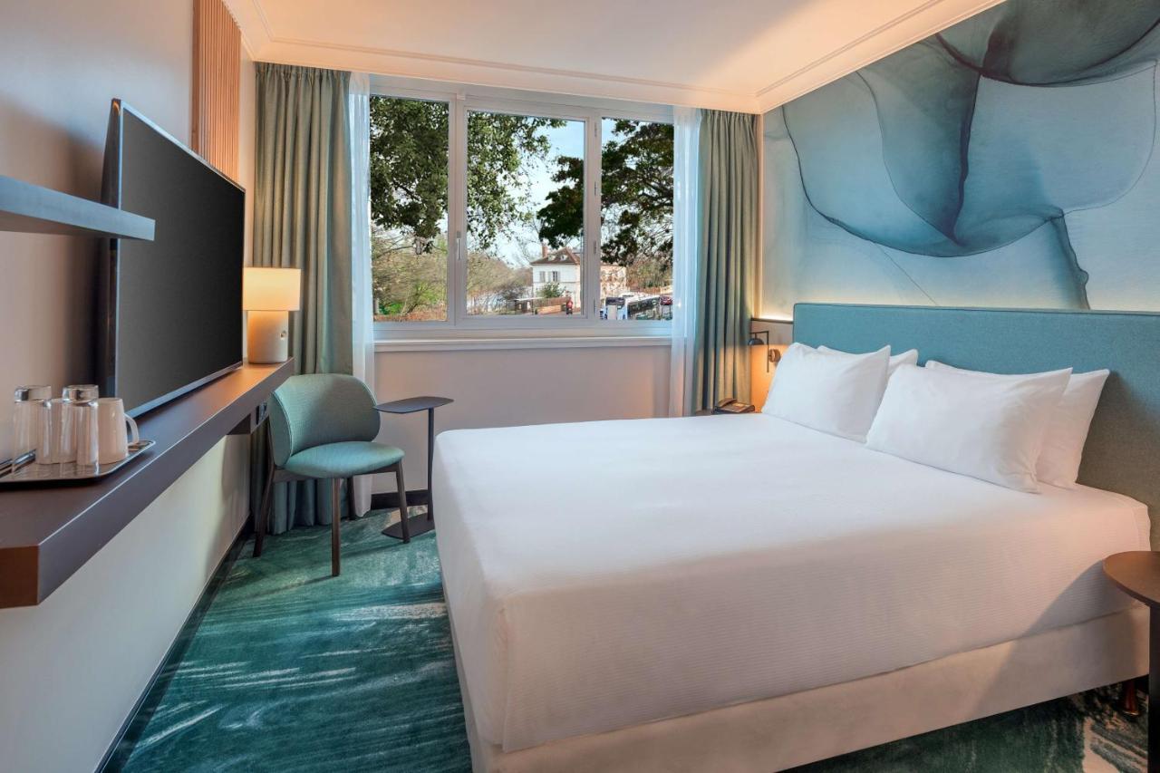 Готель Doubletree By Hilton Paris Bougival Екстер'єр фото