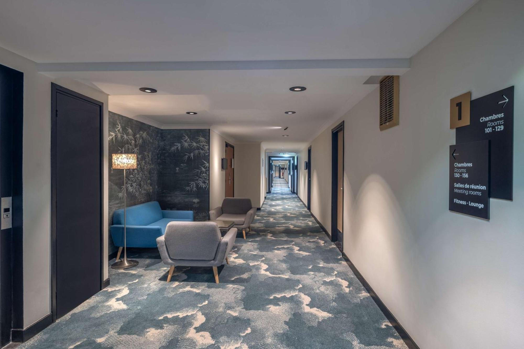Готель Doubletree By Hilton Paris Bougival Екстер'єр фото